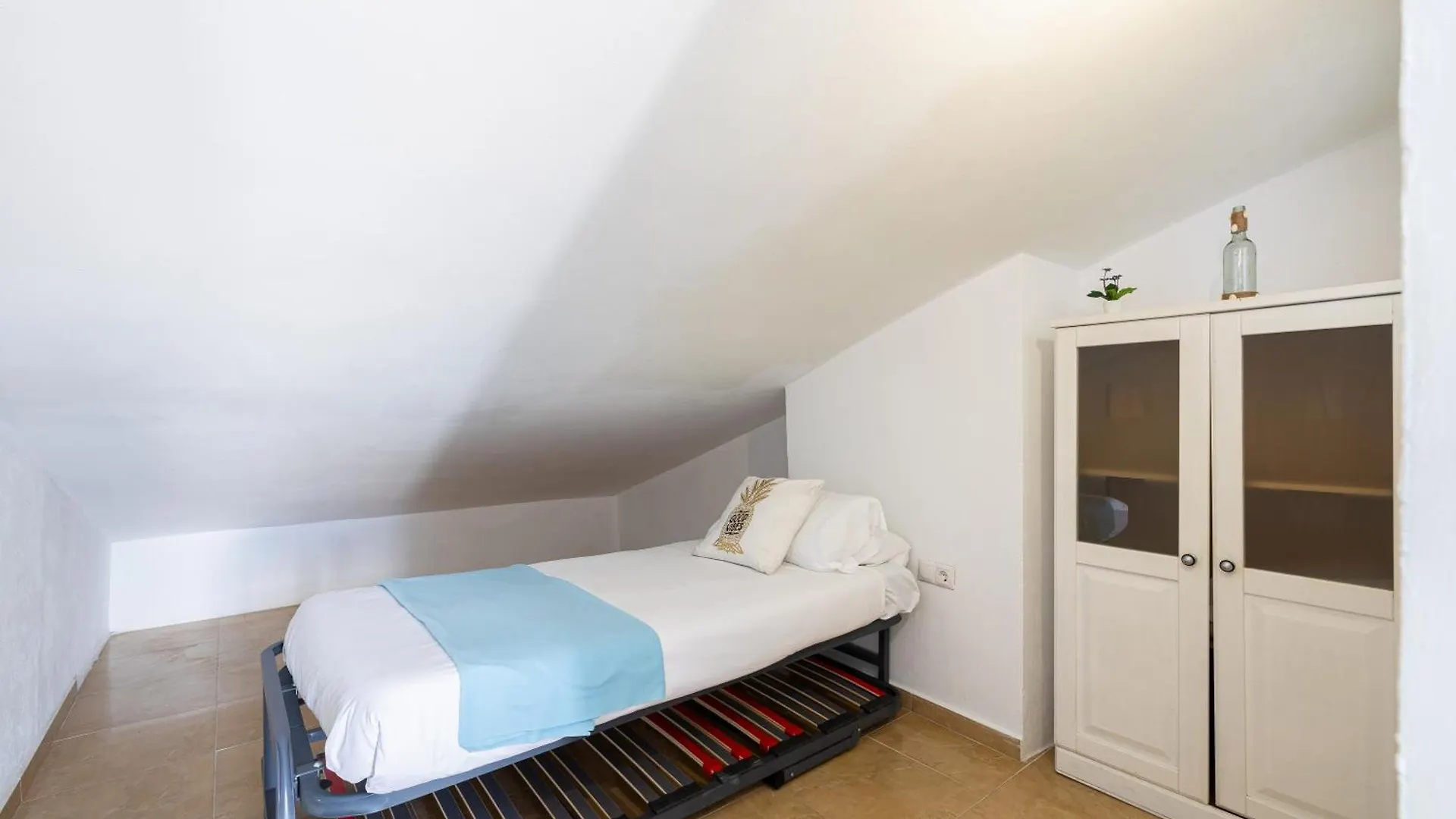 H2M Duplex Sancti Espiritu Sunny Terrace Apartment Malaga