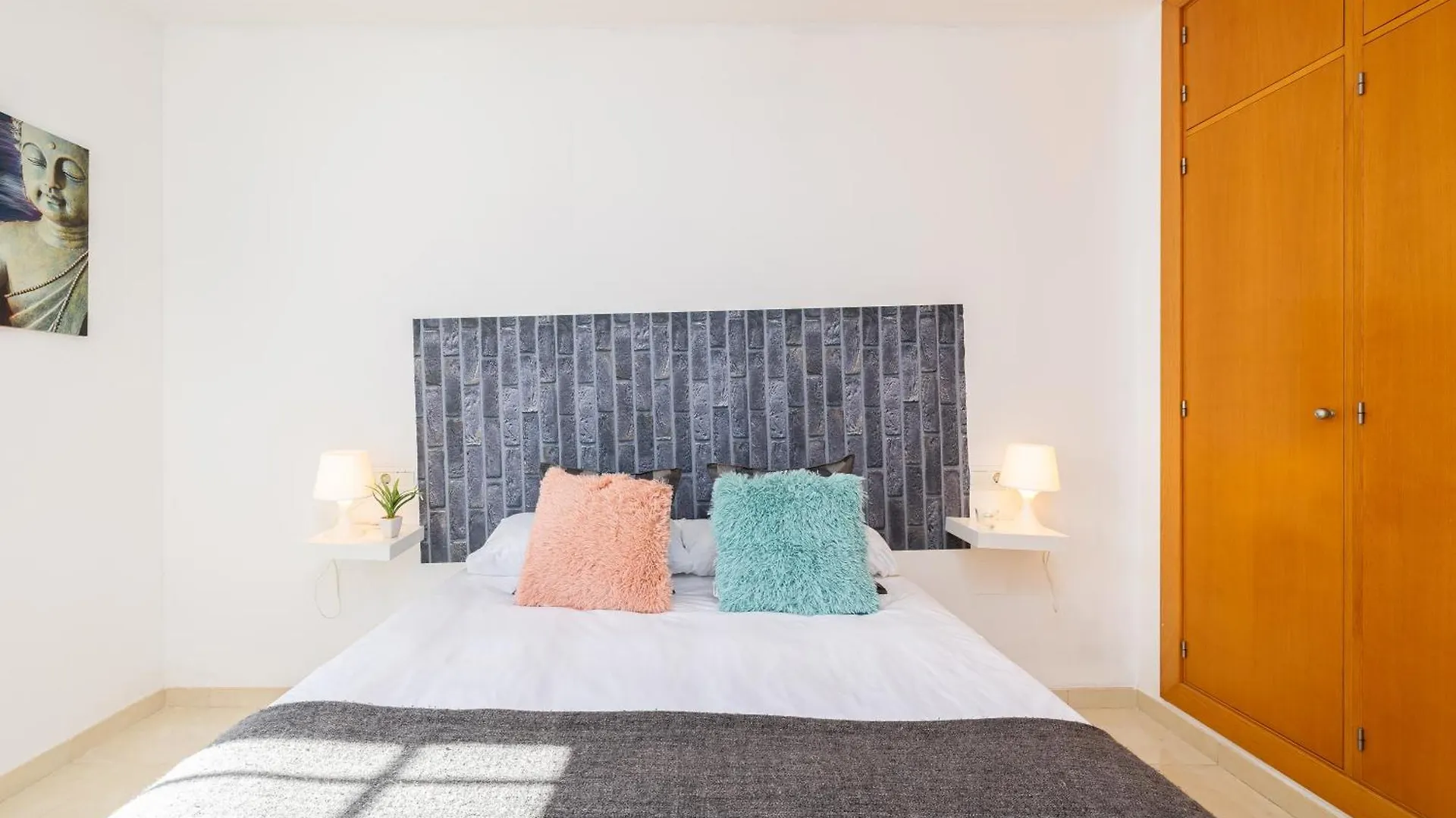 H2M Duplex Sancti Espiritu Sunny Terrace Apartment Malaga 0*,  Spain